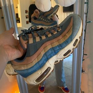 Nike air max 95 embossed fur